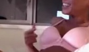 Sexy dark brown plays with her pussy and teases on cam
