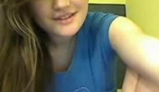 amateur tiener brunette masturbatie webcam rechtdoor